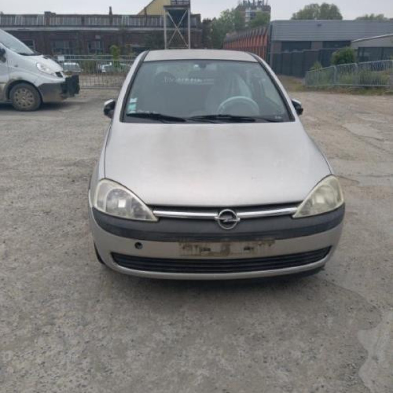 Pare choc arriere OPEL CORSA C Photo n°10