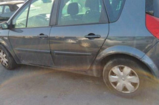 Anti brouillard gauche (feux) RENAULT SCENIC 2