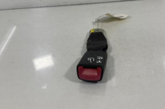 Attache ceinture arriere gauche SUZUKI SX4 1 Photo n°1