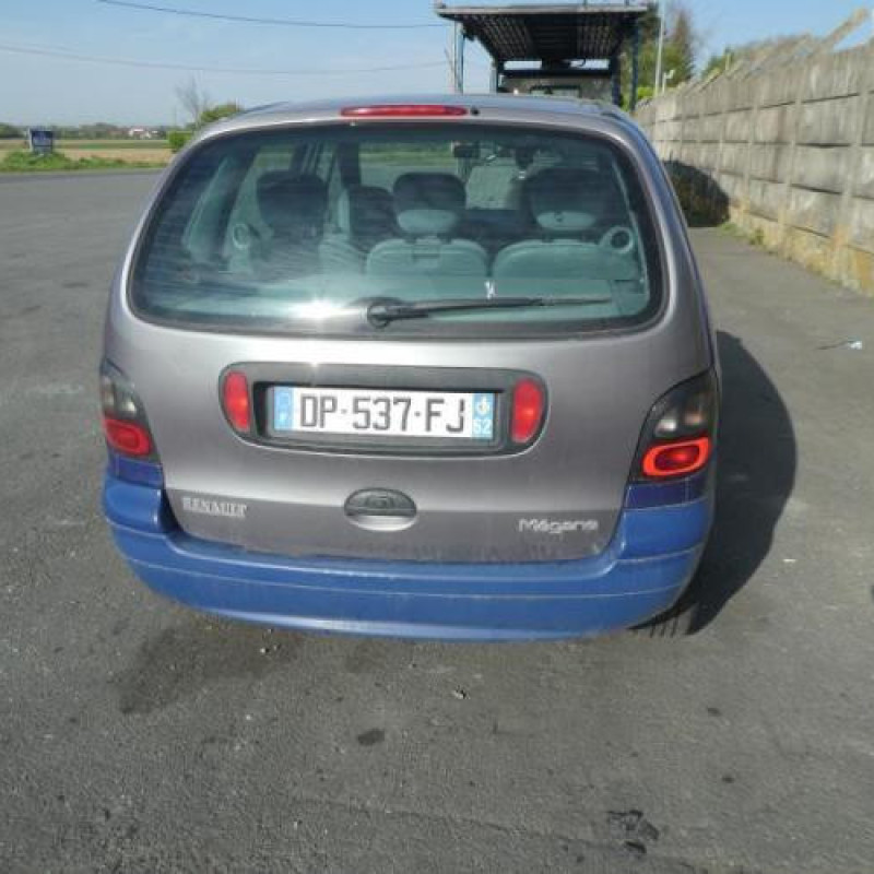 Pare choc avant RENAULT SCENIC 1 Photo n°10