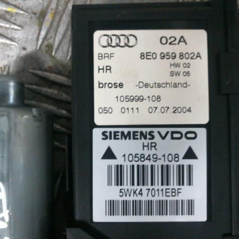 Leve vitre electrique arriere droit AUDI A4 2 Photo n°3