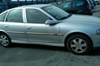 Vitre arriere gauche OPEL VECTRA B