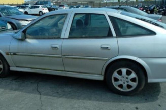 Vitre arriere gauche OPEL VECTRA B