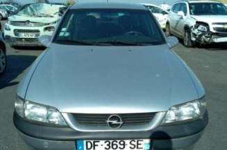 Plage arriere OPEL VECTRA B