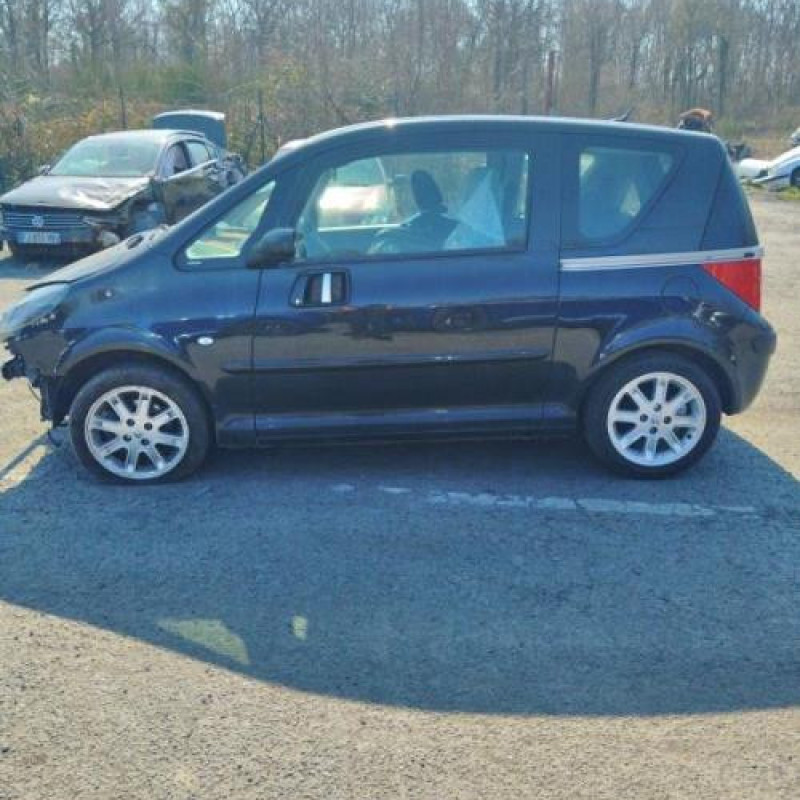 Pare boue arriere gauche PEUGEOT 1007 Photo n°4