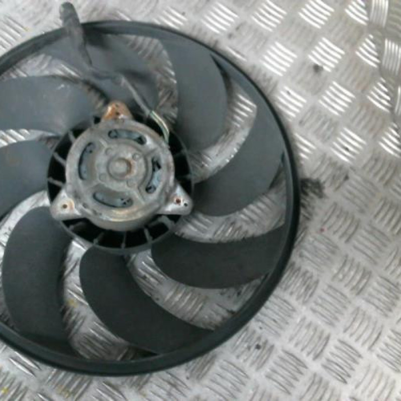 Moto ventilateur radiateur PEUGEOT 206 Photo n°2