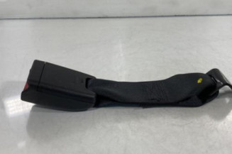 Attache ceinture arriere centrale OPEL AGILA B Photo n°1