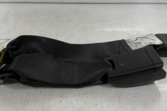 Attache ceinture arriere droit OPEL AGILA B Photo n°1