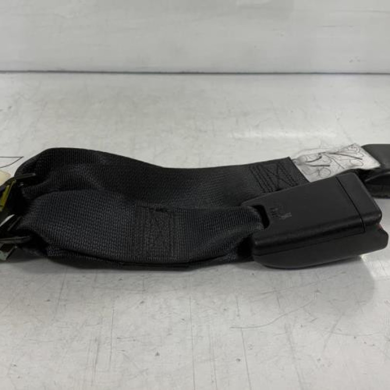 Attache ceinture arriere droit OPEL AGILA B Photo n°1