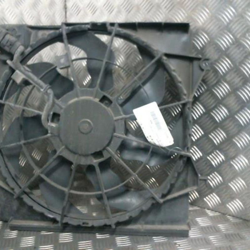 Moto ventilateur radiateur HYUNDAI IX 35 Photo n°2