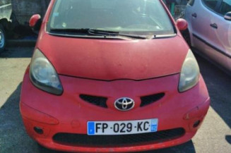 Custode arriere droit TOYOTA AYGO 1