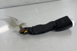 Attache ceinture arriere droit HYUNDAI MATRIX