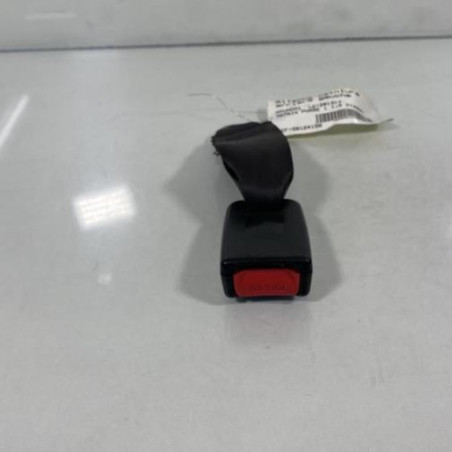 Attache ceinture arriere gauche HYUNDAI MATRIX Photo n°1