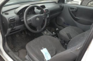 Eclairage de plafonnier OPEL CORSA C