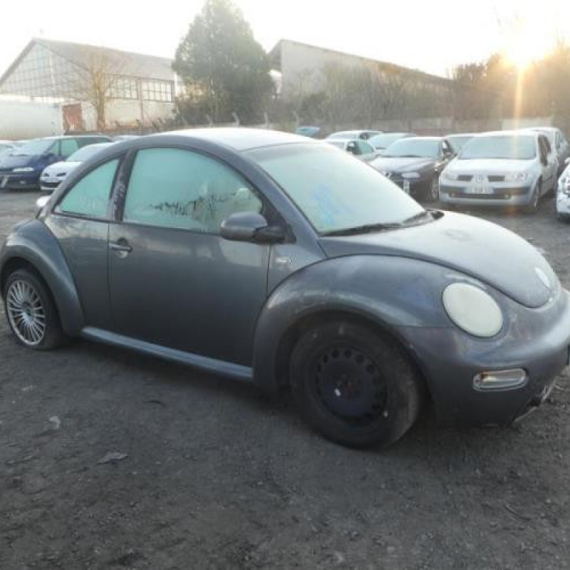 Pare choc arriere VOLKSWAGEN NEW BEETLE 1 Photo n°12