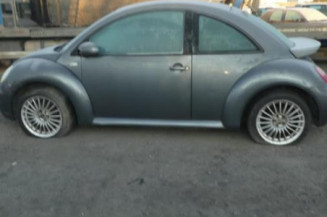 Pare choc arriere VOLKSWAGEN NEW BEETLE 1