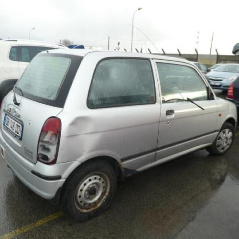 Pare choc avant DAIHATSU CUORE 1 Photo n°12