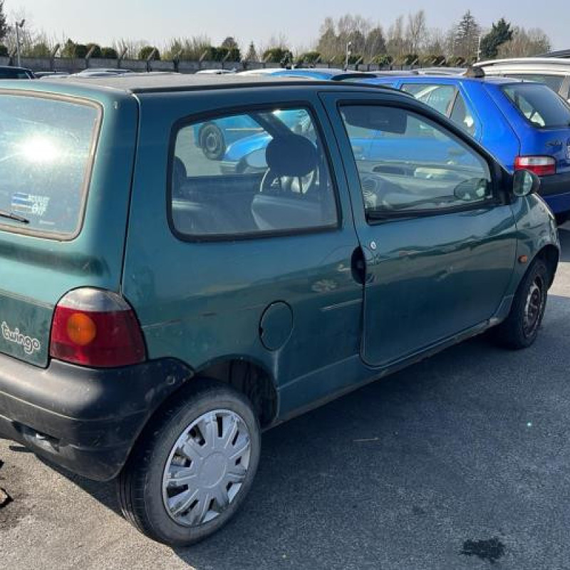 Pare boue avant gauche RENAULT TWINGO 1 Photo n°4