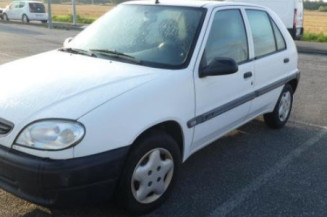 Pare choc arriere CITROEN SAXO