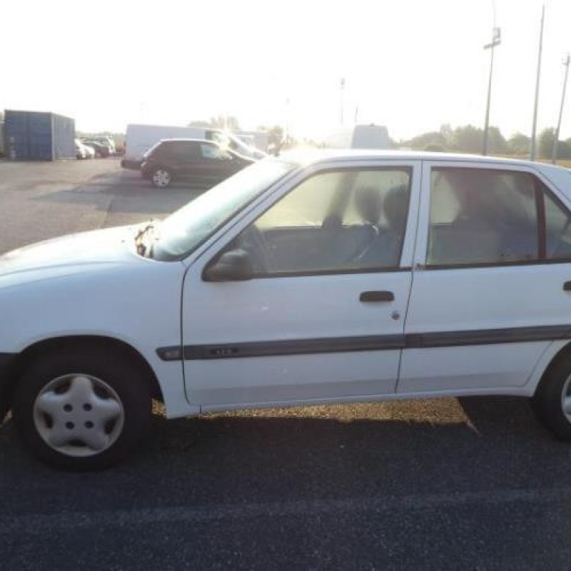 Leve vitre mecanique arriere gauche CITROEN SAXO Photo n°3