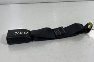 Attache ceinture arriere gauche CITROEN C2