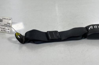 Attache ceinture arriere gauche CITROEN C2