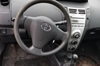 Custode arriere gauche (porte) TOYOTA YARIS 2