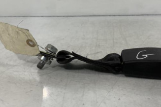 Attache ceinture arriere gauche FORD KA 2