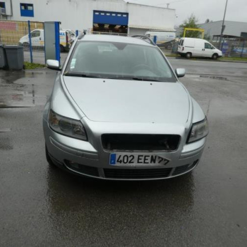 Anti brouillard droit (feux) VOLVO V 50 Photo n°5