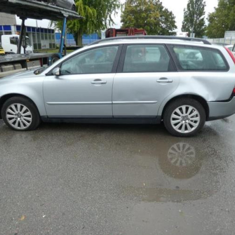 Anti brouillard droit (feux) VOLVO V 50 Photo n°8