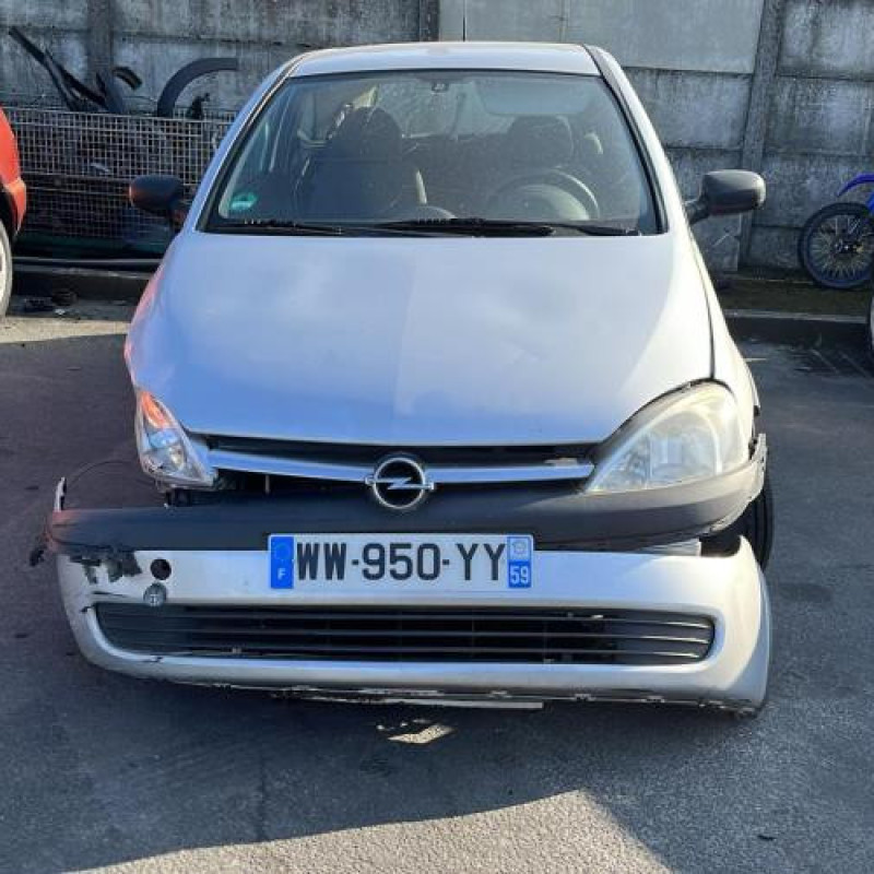 Vitre avant droit OPEL CORSA C Photo n°6