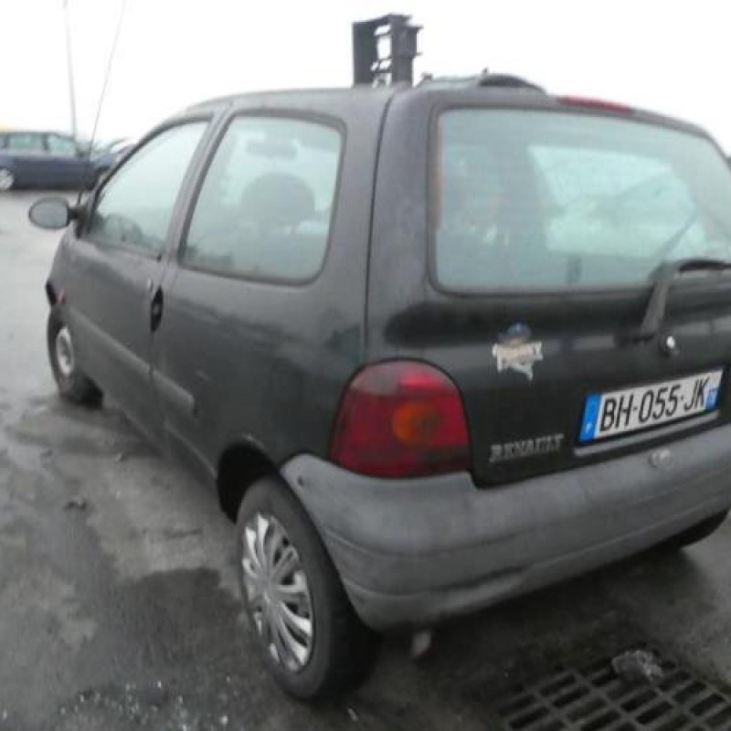 Pare choc arriere RENAULT TWINGO 1 Photo n°12