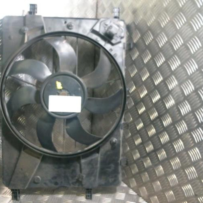 Moto ventilateur radiateur OPEL ASTRA J Photo n°1