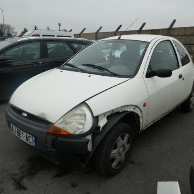 Attache ceinture avant droit FORD KA 1 Photo n°4