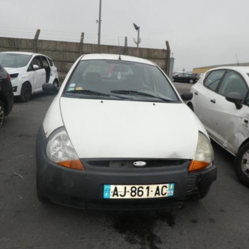 Attache ceinture avant droit FORD KA 1 Photo n°9