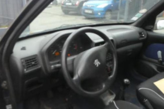 Pare choc arriere PEUGEOT 106