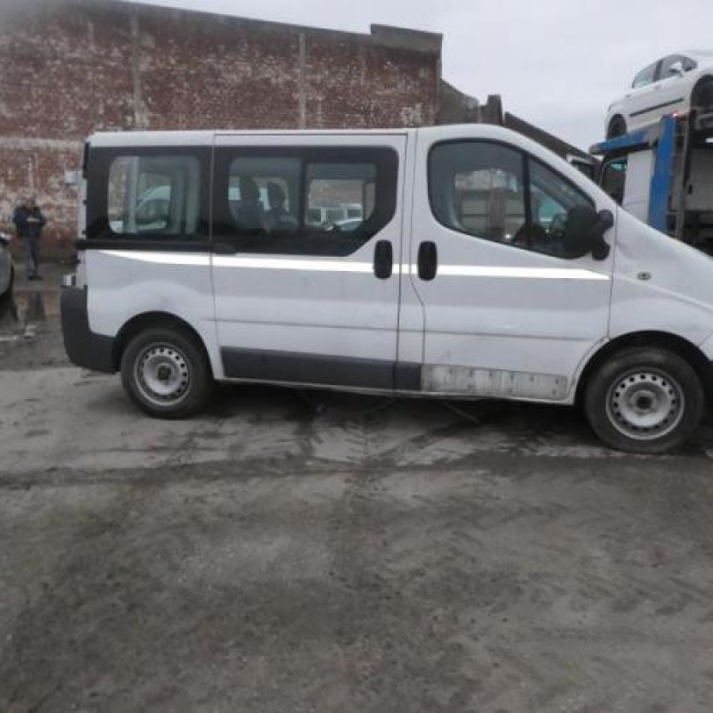 Moto ventilateur radiateur RENAULT TRAFIC 2 Photo n°4