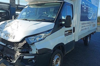 Poignee porte avant droit IVECO DAILY 6