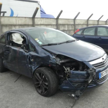 Vitre avant gauche OPEL CORSA D