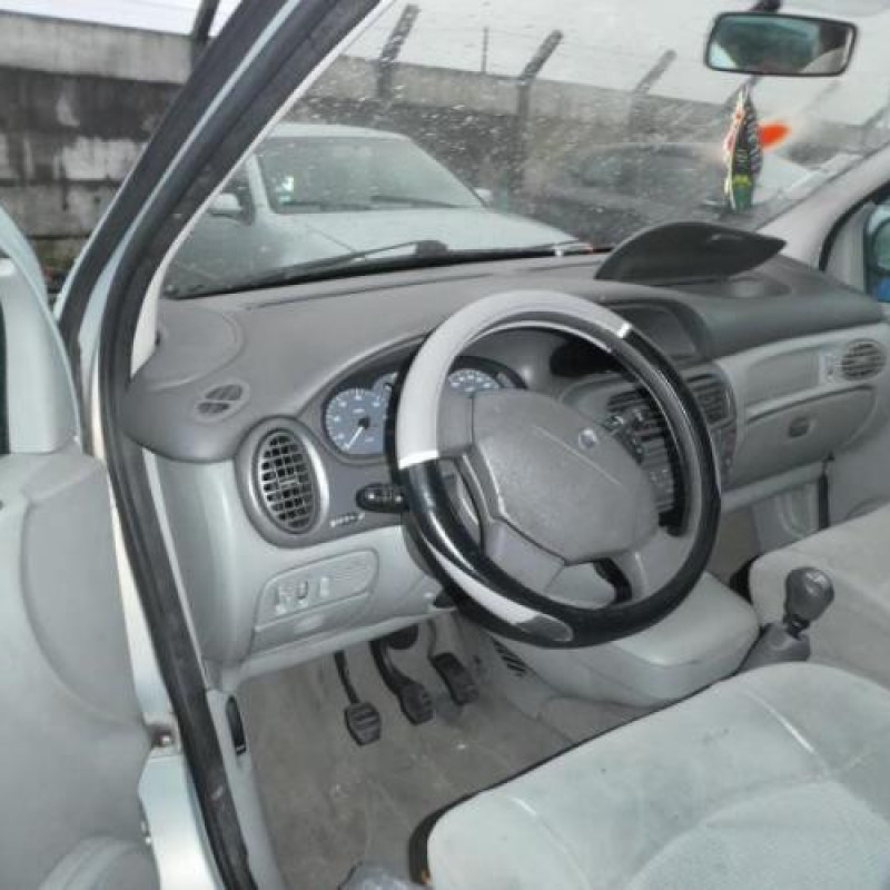 Plage arriere RENAULT SCENIC 1 Photo n°9