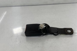 Attache ceinture avant gauche NISSAN PRIMERA 4