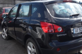 Pare choc arriere NISSAN QASHQAI 1