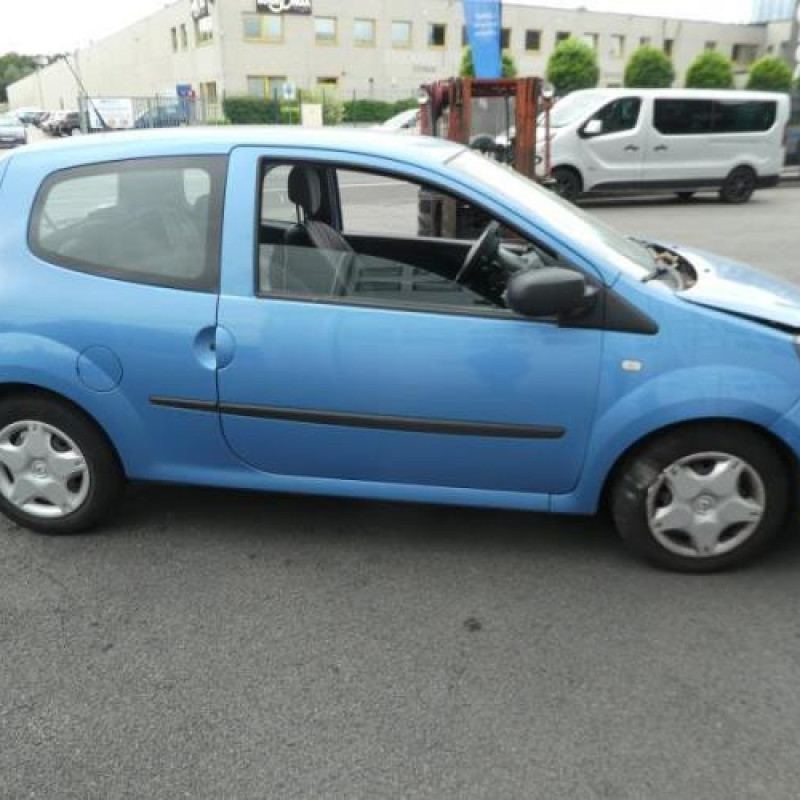 Feu arriere secondaire droit (feux) RENAULT TWINGO 2 Photo n°4