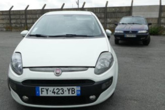 Poignee porte avant gauche FIAT PUNTO EVO 3