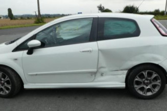 Poignee porte avant gauche FIAT PUNTO EVO 3