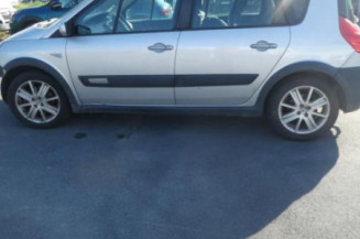 Porte arriere droit RENAULT SCENIC 2