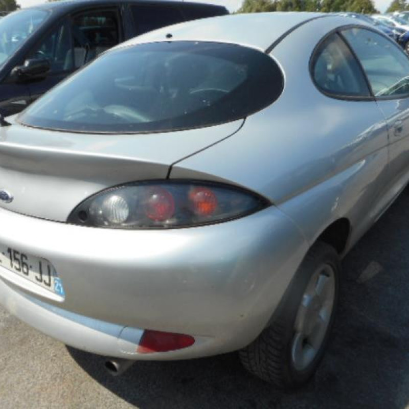 Pare choc arriere FORD PUMA Photo n°8