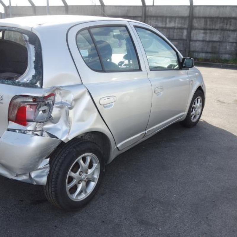 Attache ceinture arriere gauche TOYOTA YARIS 1 Photo n°7