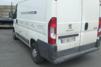 Pivot de moyeu avant gauche PEUGEOT BOXER 3