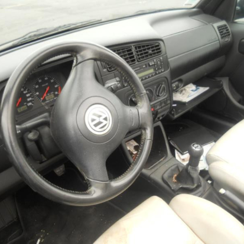 Pompe de direction VOLKSWAGEN GOLF 4 Photo n°8